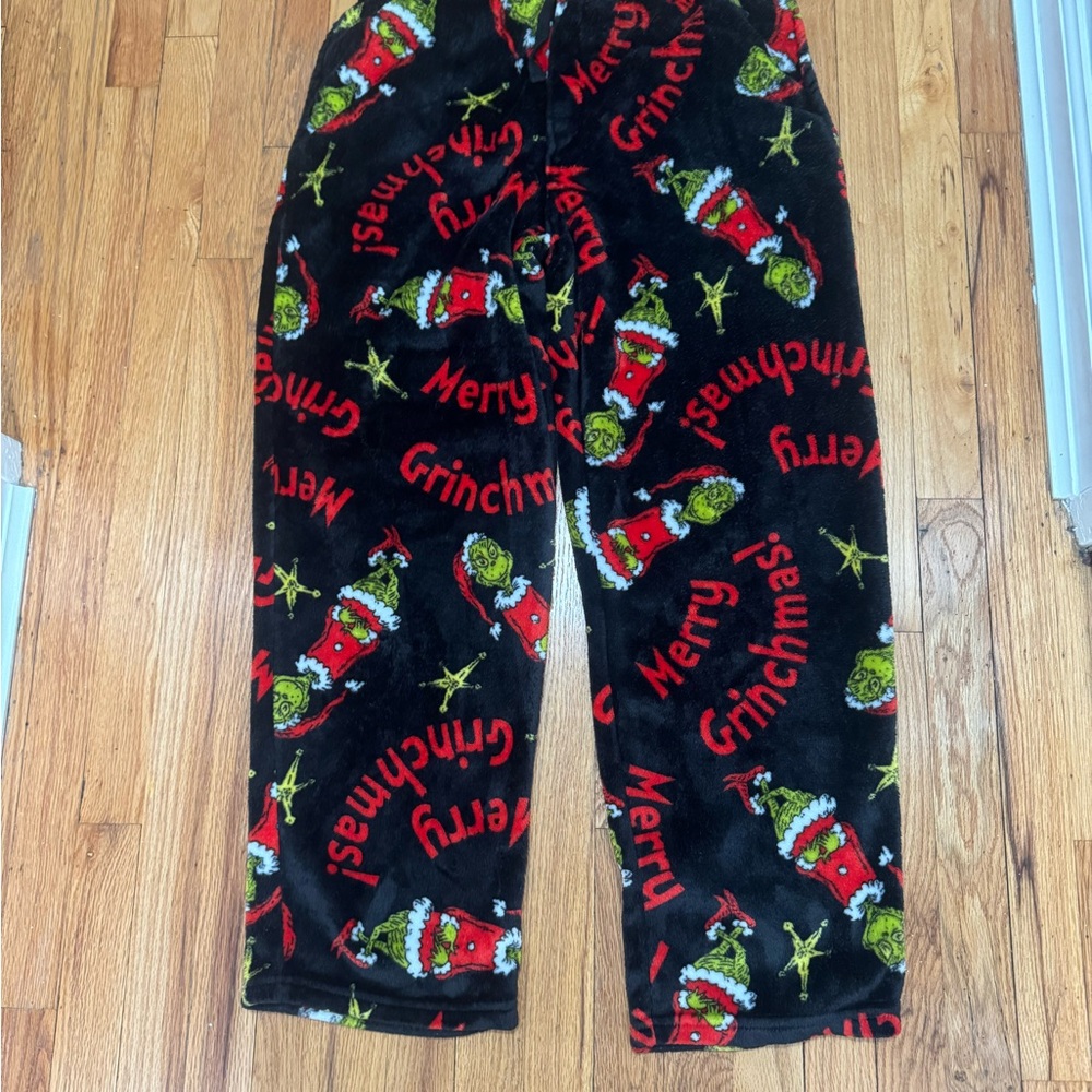 Merry Grinchmas Men's Pajama Bottoms - Black and Red
